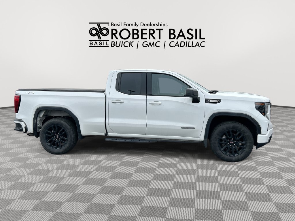 Used 2026 White GMC Elevation image 9