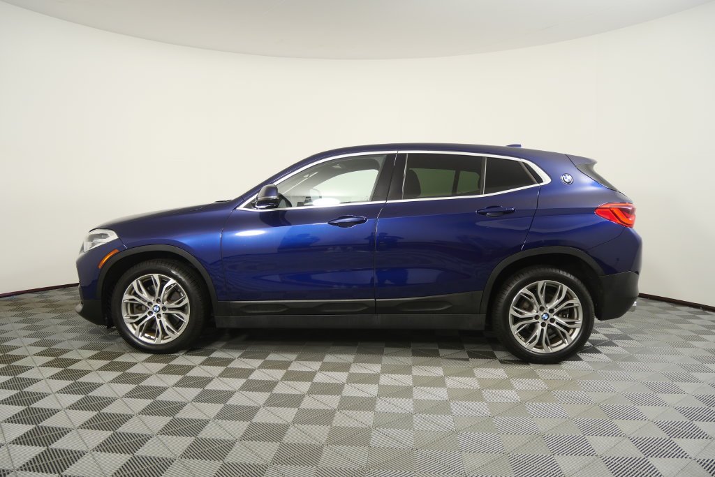 Used 2020 Mediterranean Blue Metallic BMW sDrive28i image 7