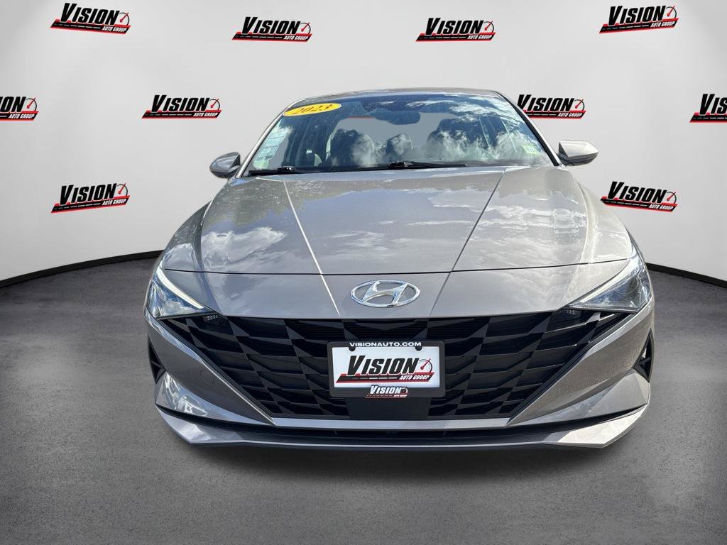 Certified Used 2023 Silver Hyundai SEL image 2