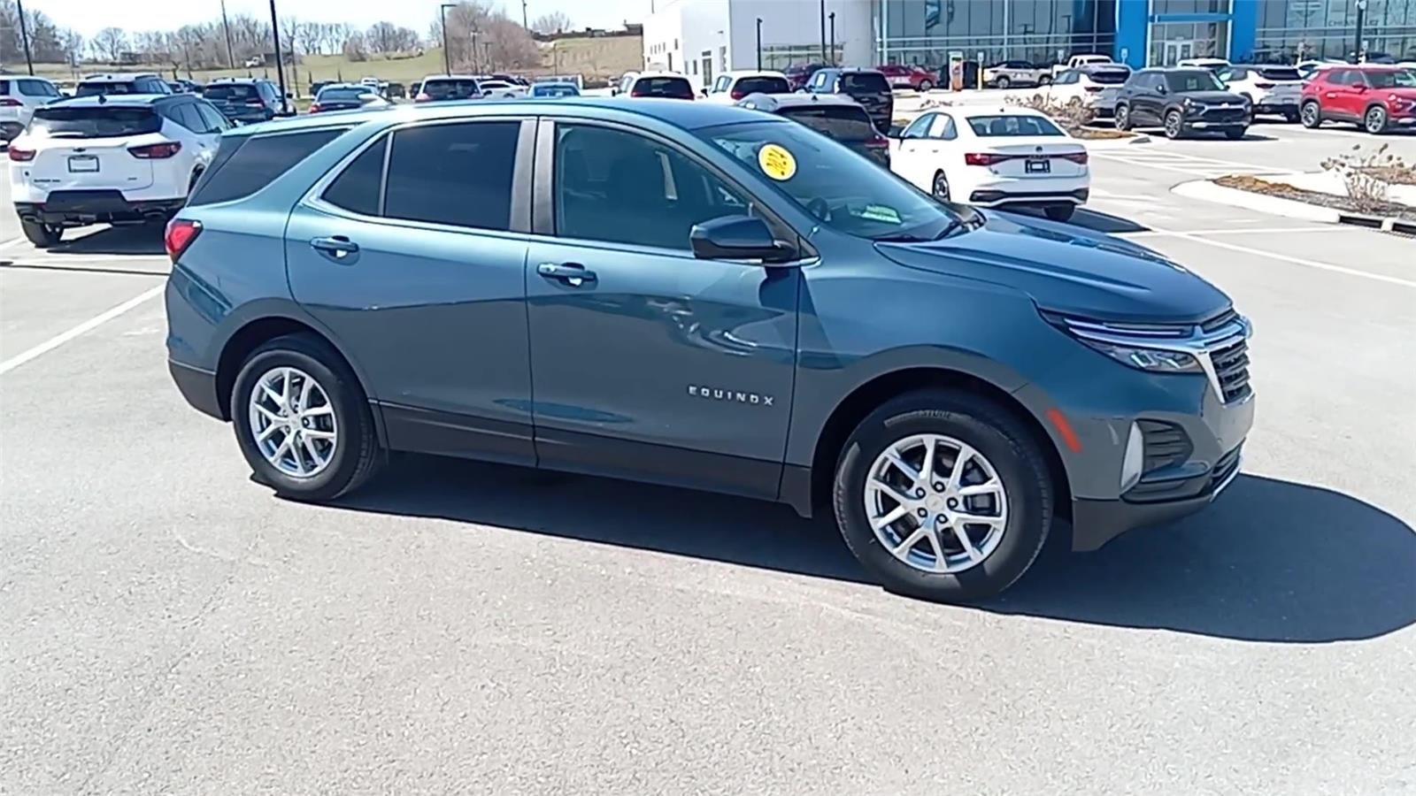 Certified 2024 Chevrolet Equinox LT with VIN 3GNAXUEGXRL226504 for sale in Kansas City