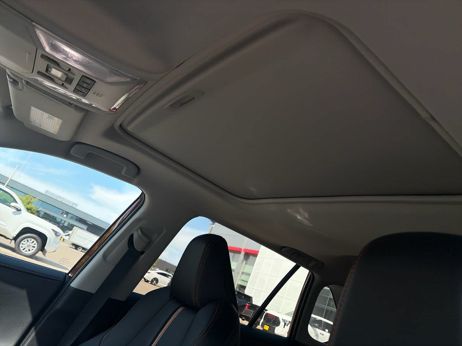 Used 2022 Ruby Flare Pearl Toyota Adventure image 8