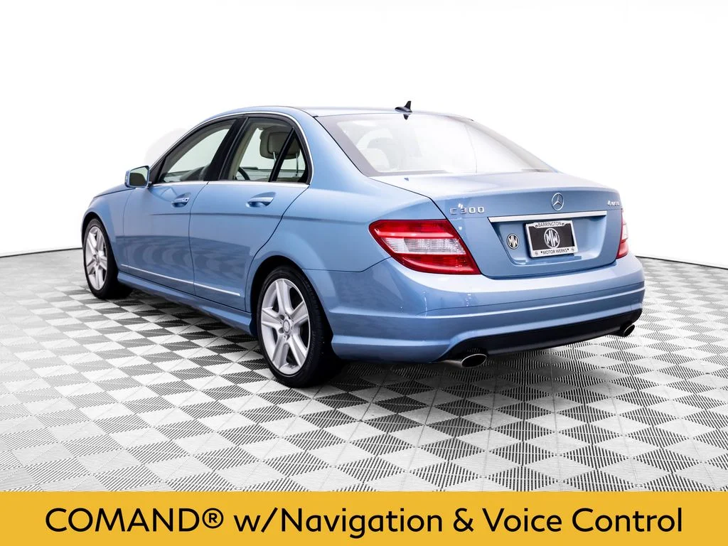 Used 2011 Beige Mercedes-Benz C 300 image 3
