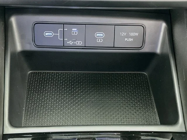 New 2027 Gray Hyundai SE image 18