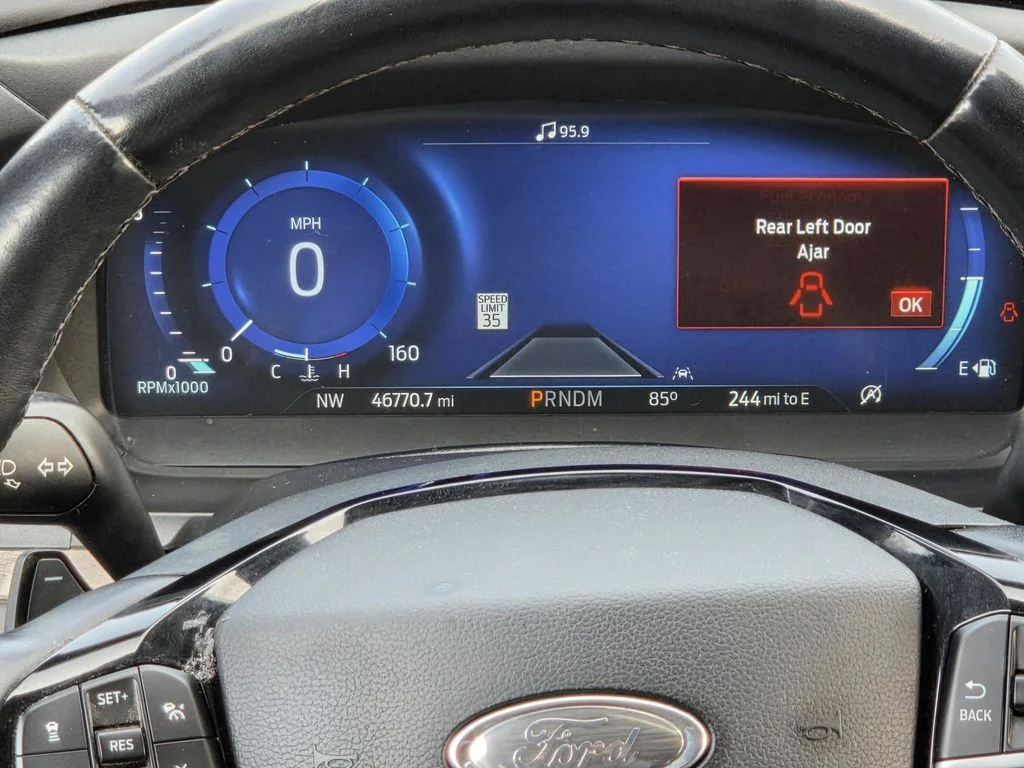 Used 2021 Gray Metallic Ford Platinum image 23