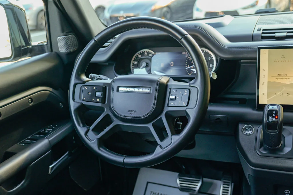 Used 2023 Gray Land Rover X image 42