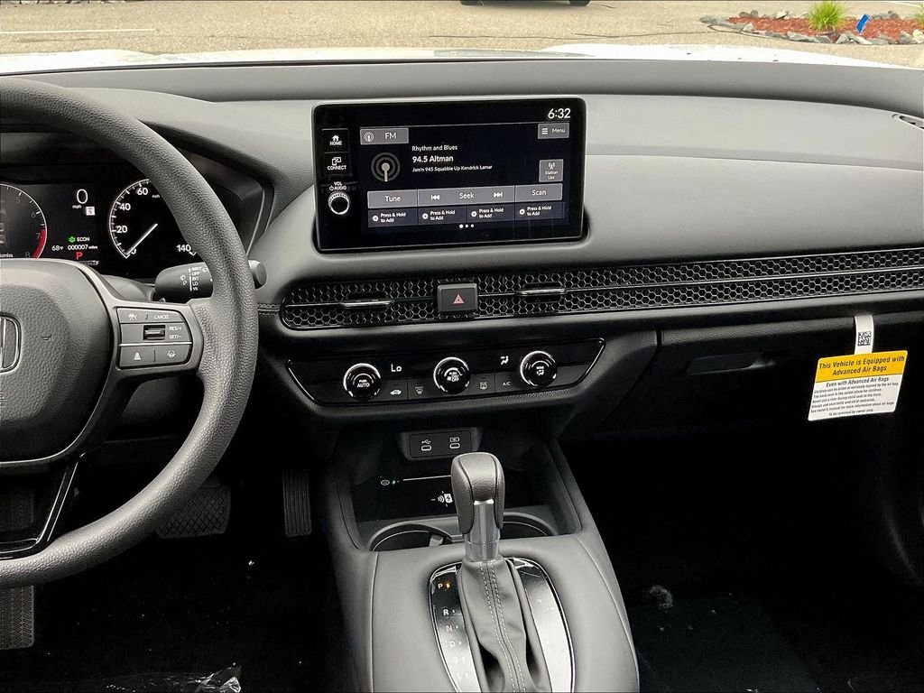 New 2026 Platinum White Pearl Honda LX image 13
