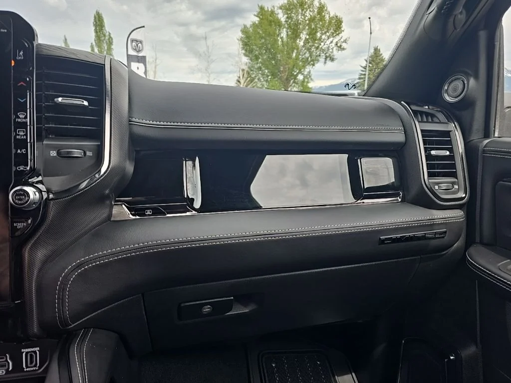 2025 RAM 2500 Limited - Photo 14