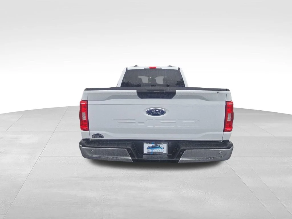 Used 2023 White Ford XLT image 12