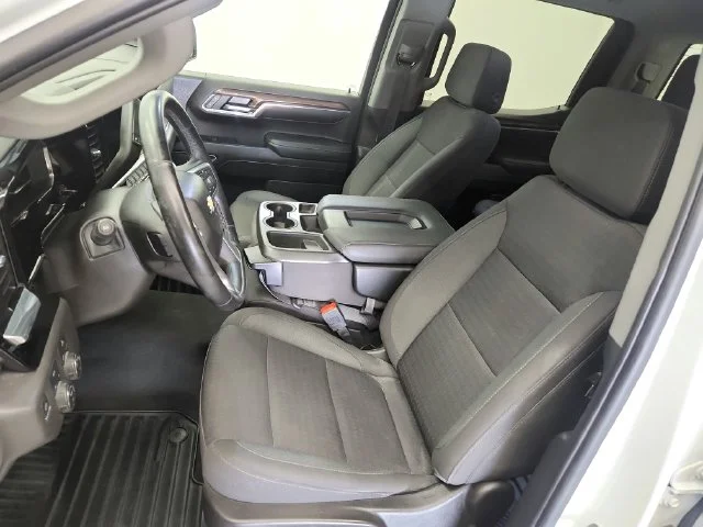 Used 2023 White Chevrolet LT image 15