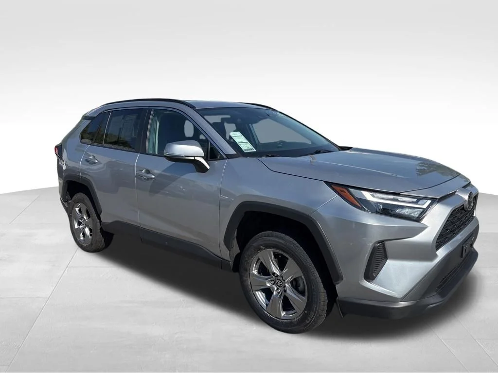 Used 2024 Silver Toyota XLE image 8