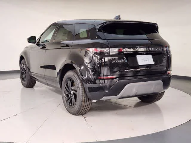 New 2026 Santorini Black Metallic Land Rover Core S image 6
