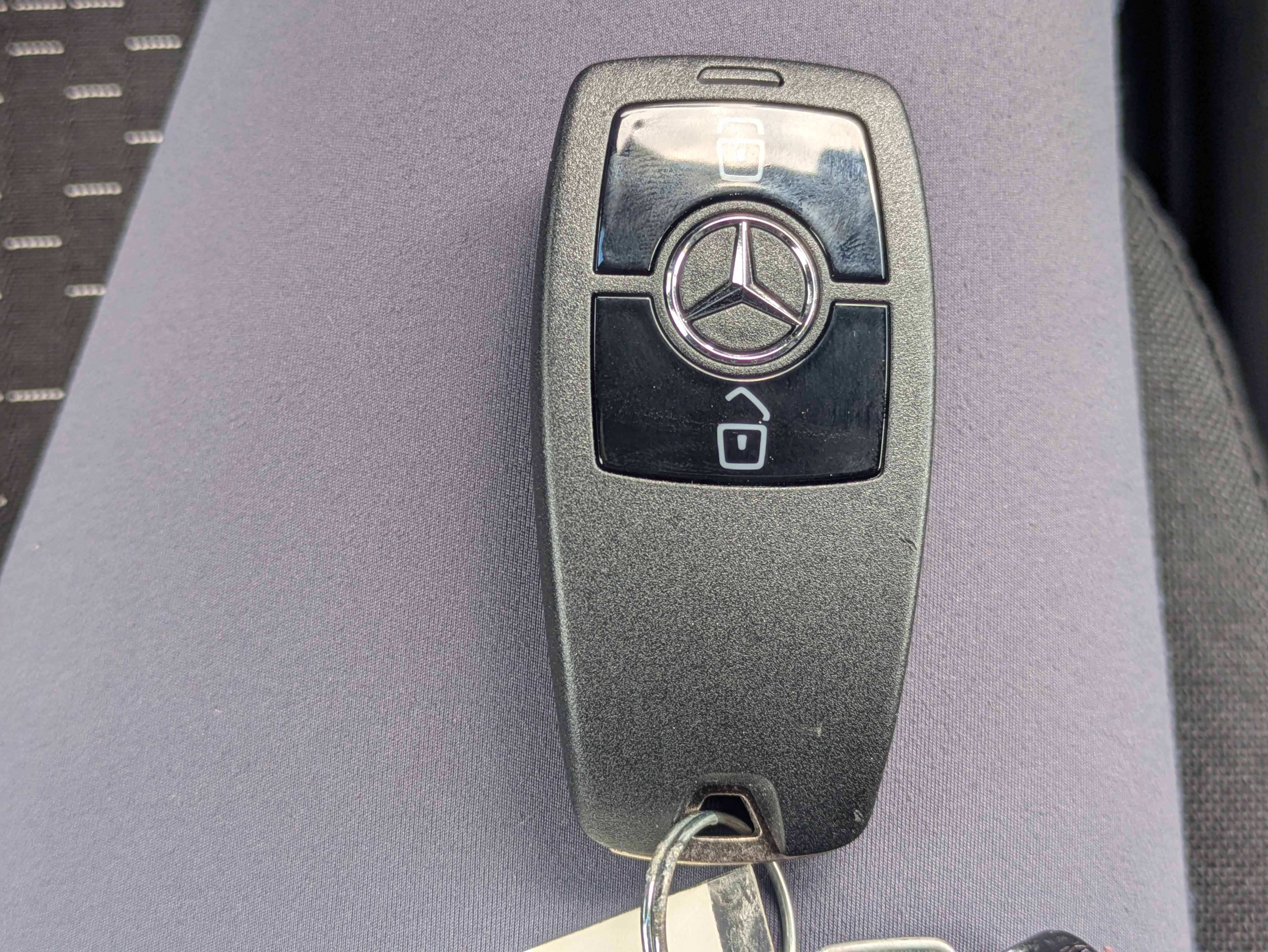 New 2026 Arctic White Mercedes-Benz Cargo 170 WB image 46