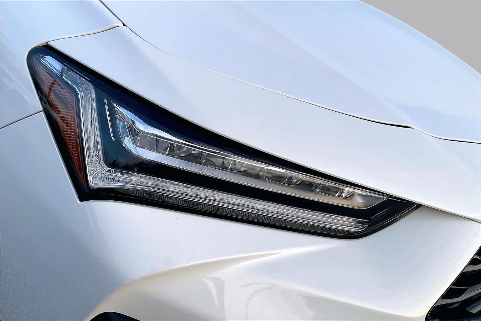 Certified Used 2025 Platinum White Pearl Acura TECH image 26