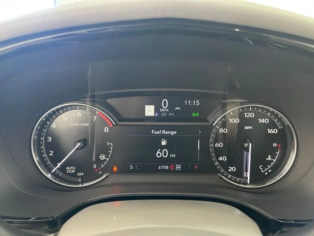 Used 2025 Green Cadillac Premium Luxury image 40