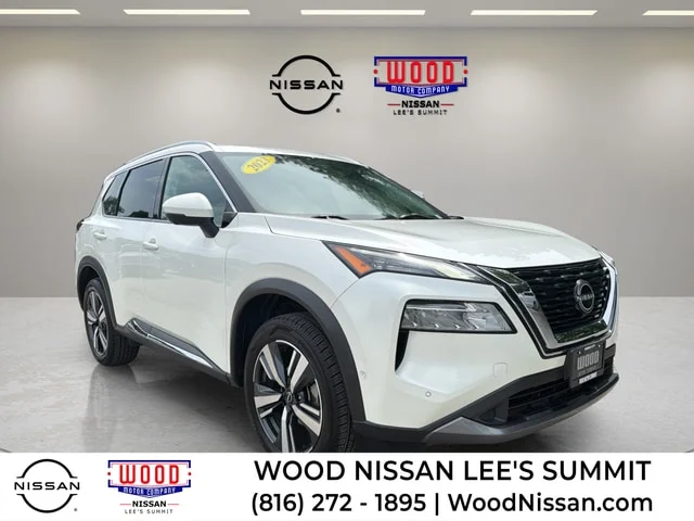 Used 2023 Pearl White Tricoat Nissan SL image 1