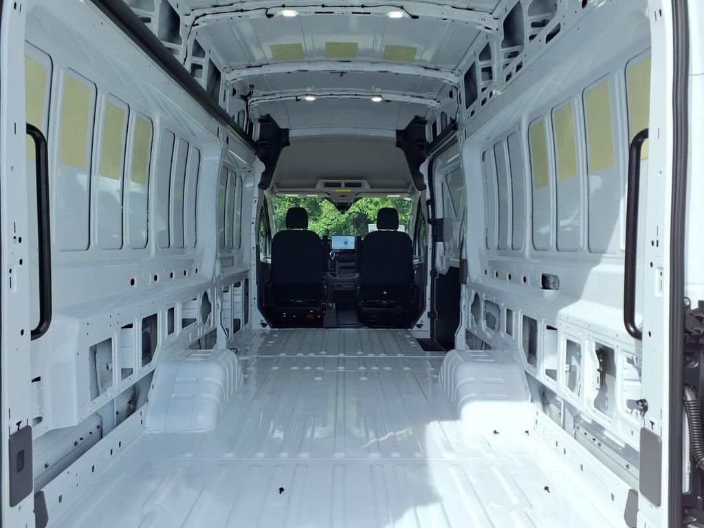 New 2027 Oxford White Ford Cargo Van image 8