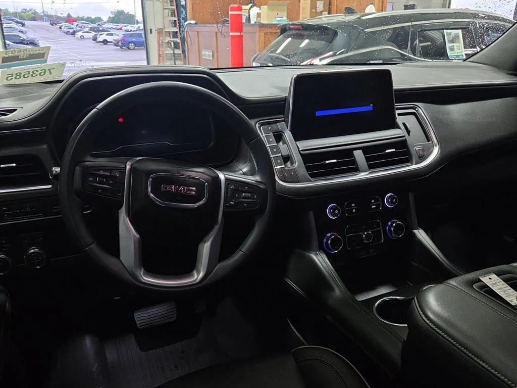 Used 2023 Black GMC SLT image 9