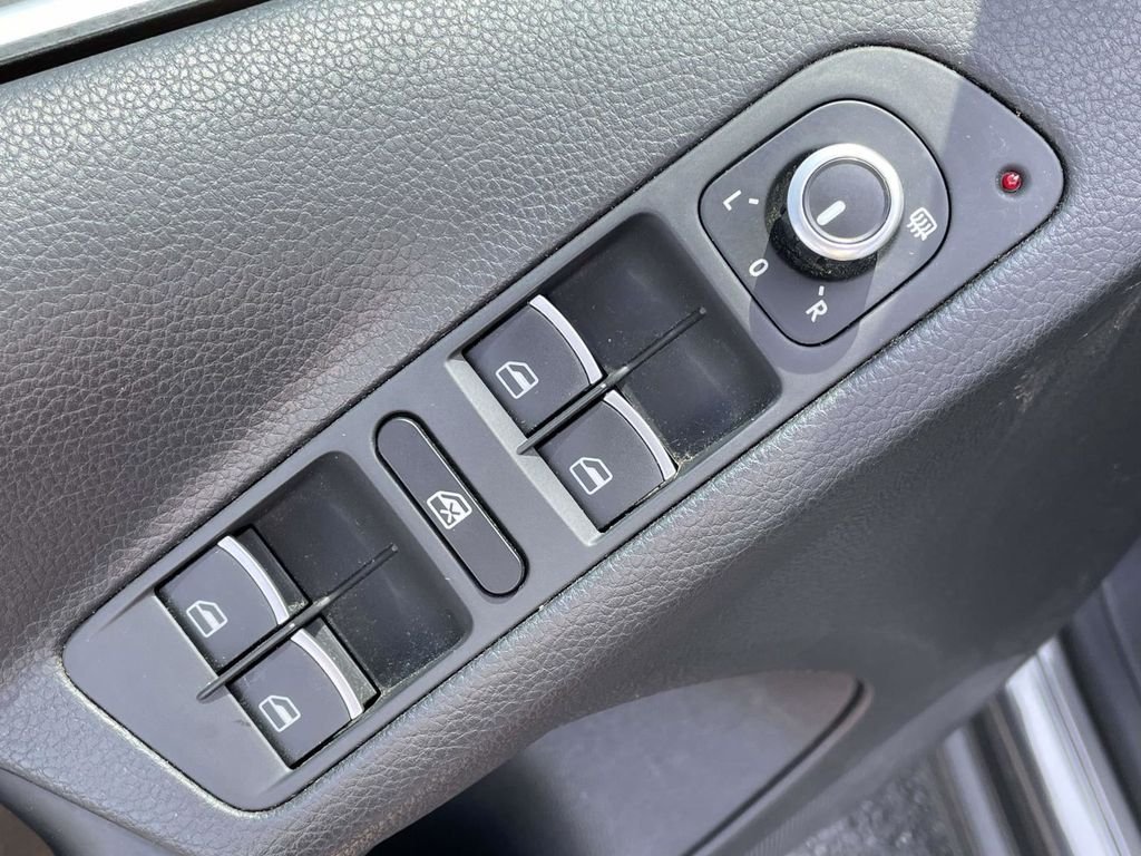 Used 2015 Gray Volkswagen SEL image 23