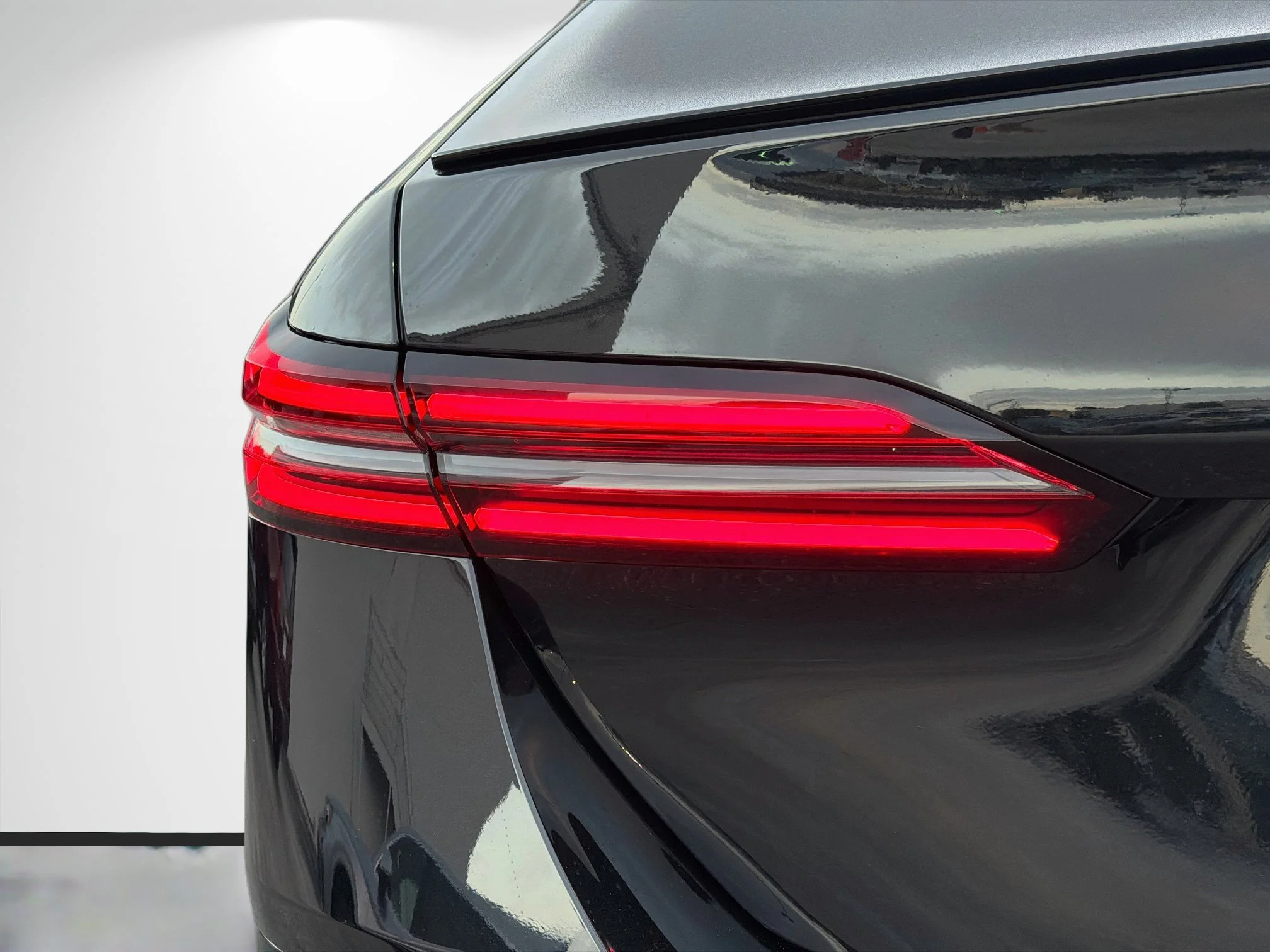 New 2027 Black Sapphire Metallic BMW 530i image 10
