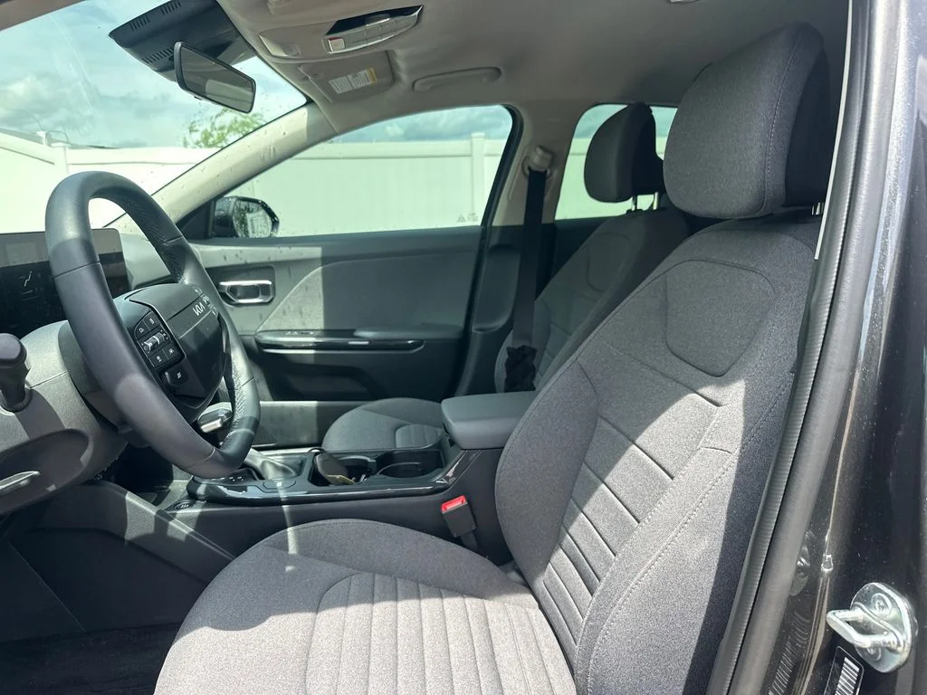 Used 2025 Interstellar Gray Kia EX image 39