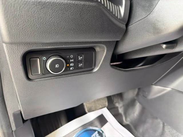 Used 2024 White Ford XL image 21