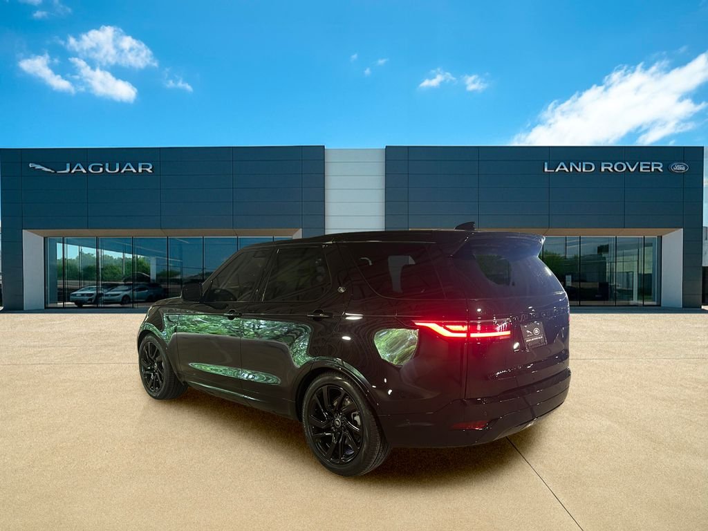 Used 2025 Santorini Black Metallic Land Rover Dynamic SE image 3