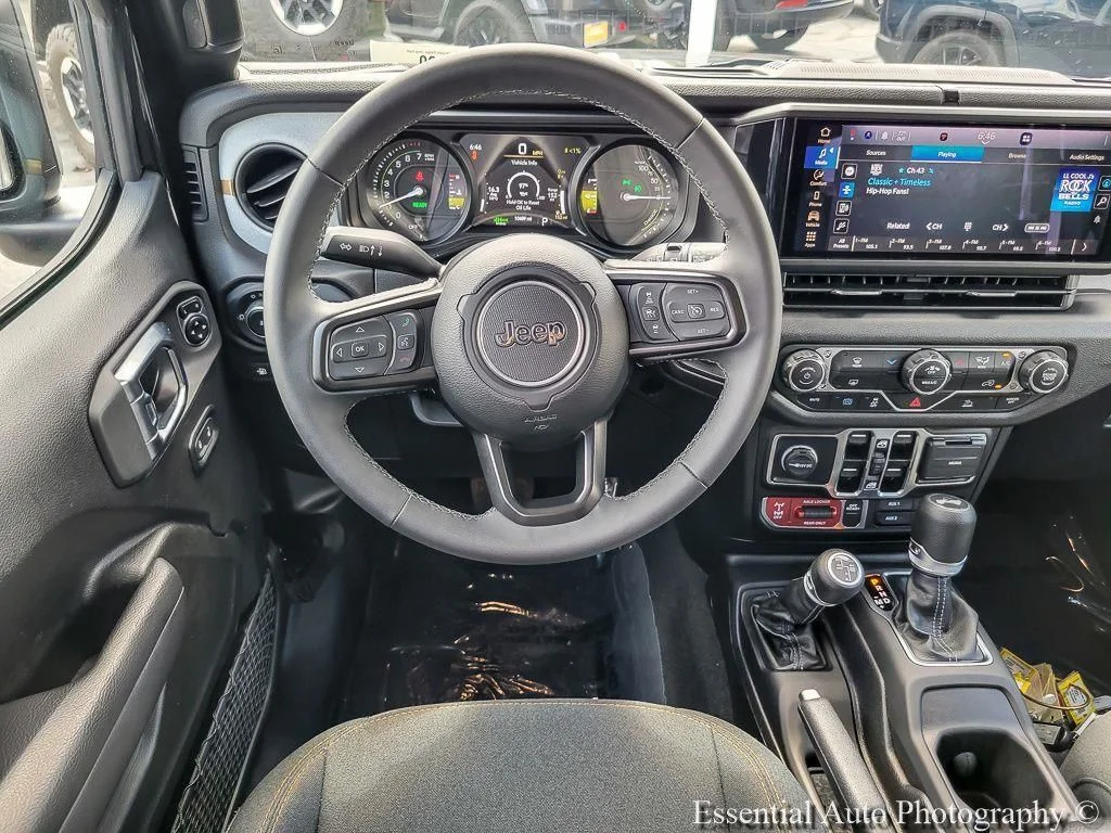 Certified Used 2025 Black Jeep Willys 4xe image 13