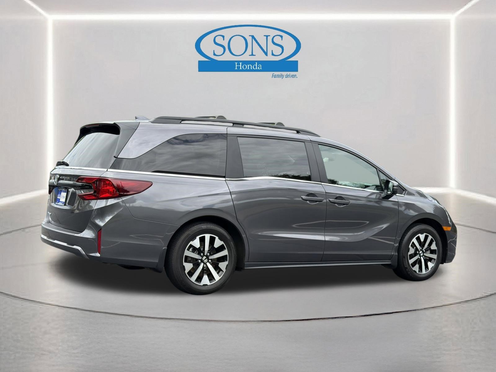 Used 2026 Modern Steel Metallic Honda EX-L image 30