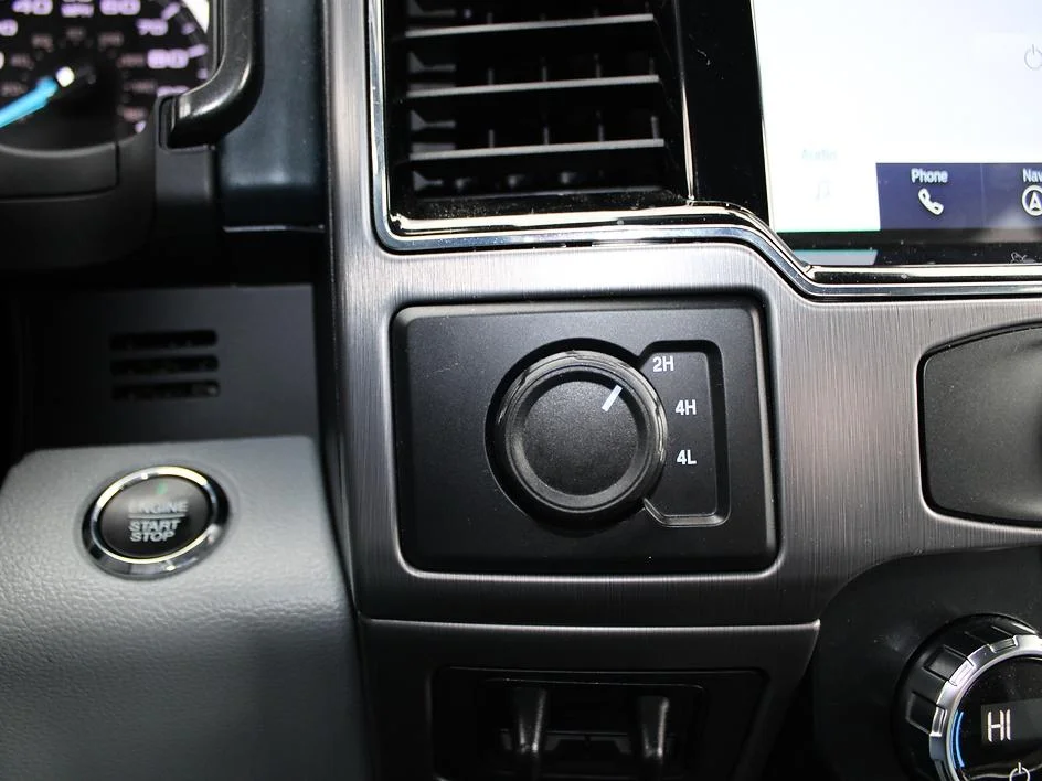 2022 Ford F-450 Super Duty Limited - Photo 13