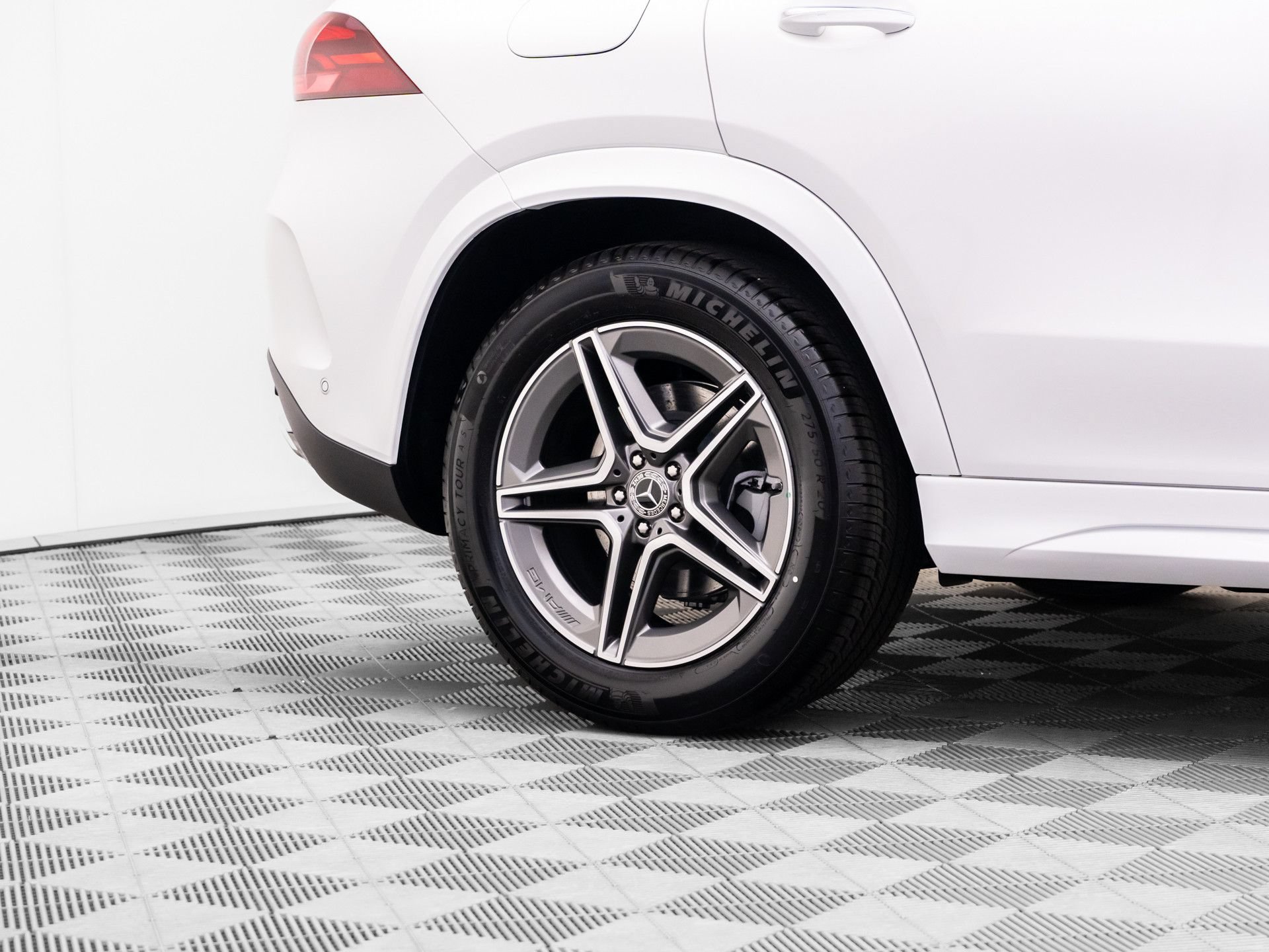 New 2026 Polar White Mercedes-Benz GLE 450 image 83