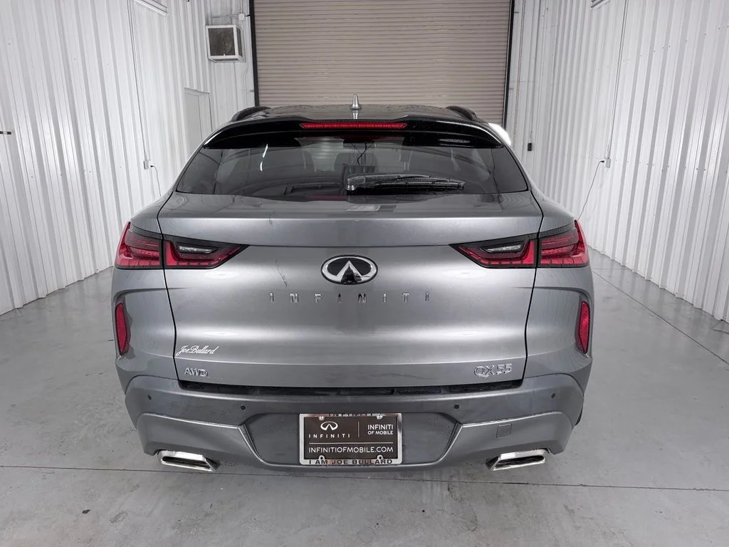 Used 2023 Gray INFINITI LUXE image 6
