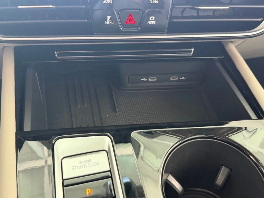 2026 Volkswagen Atlas SE w/Tech - Photo 32
