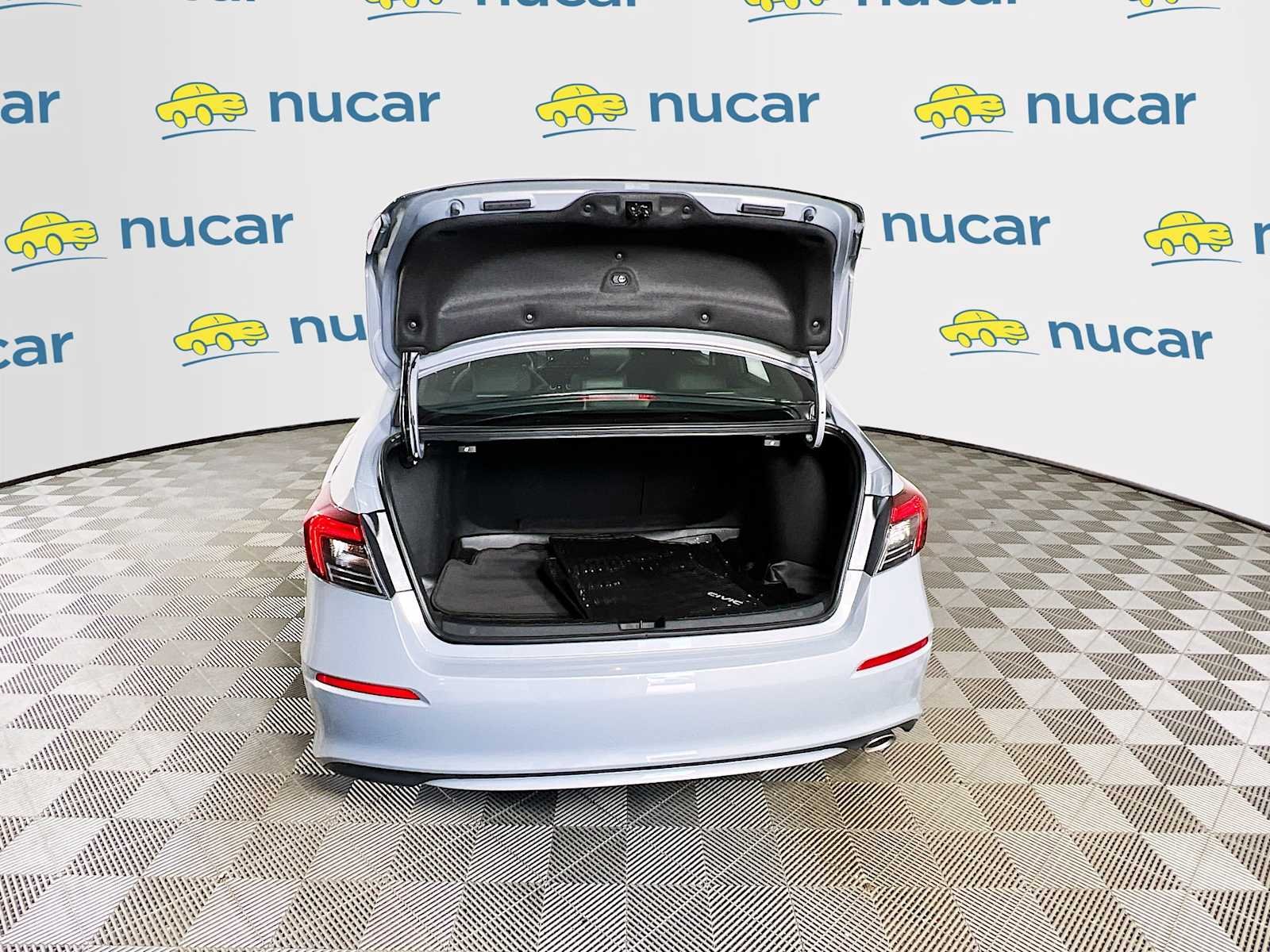 Used 2025 Urban Gray Pearl Honda Sport image 24