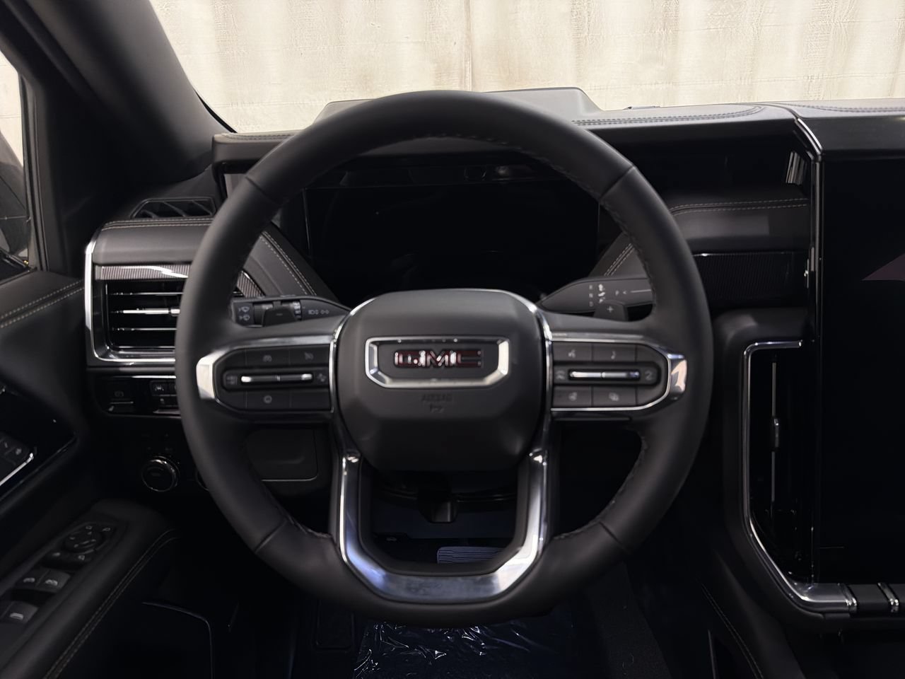 2026 GMC Yukon XL Elevation - Photo 15