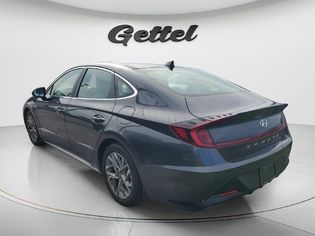 Used 2021 Gray Hyundai SEL image 5