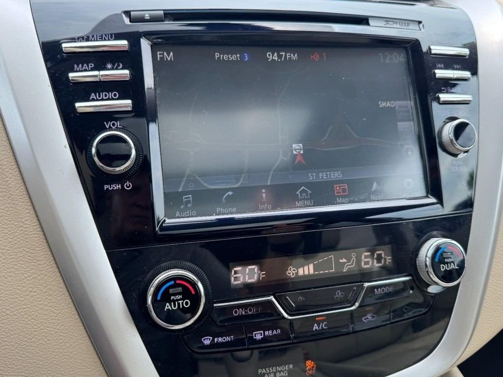 Used 2017 Orange Nissan Platinum image 22