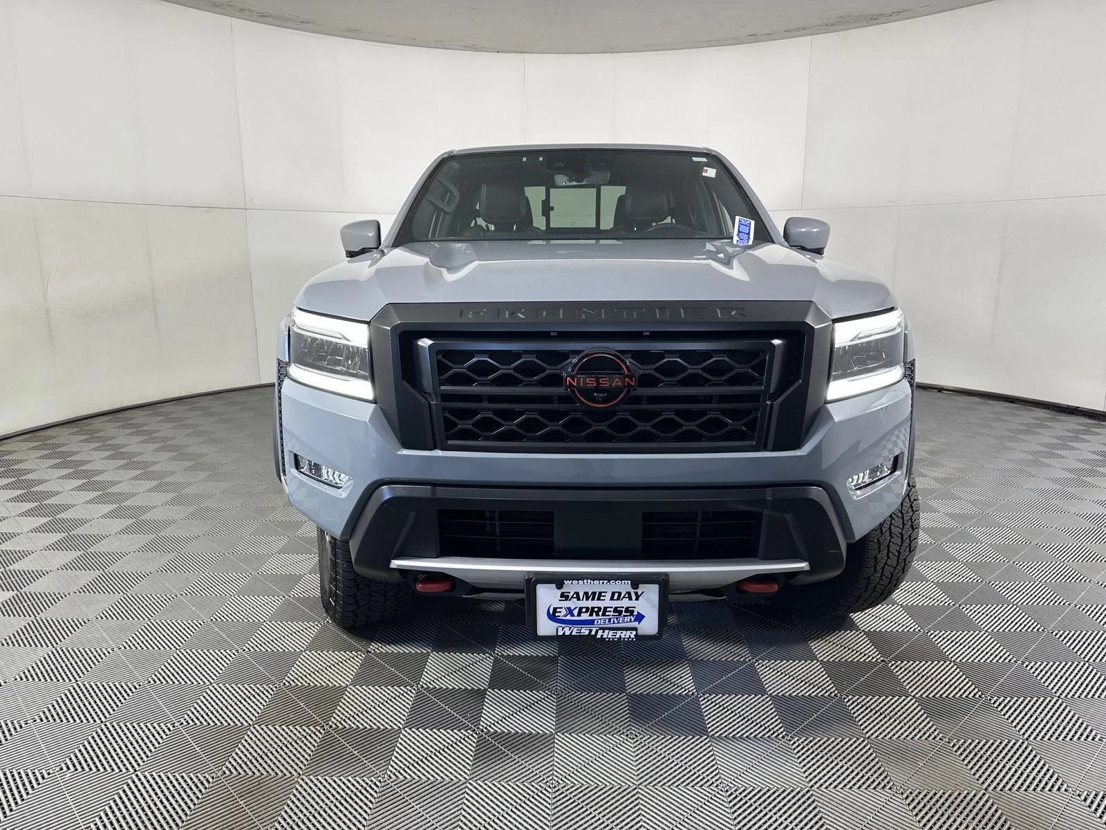 Used 2023 Boulder Gray Pearl Nissan PRO-4X image 14