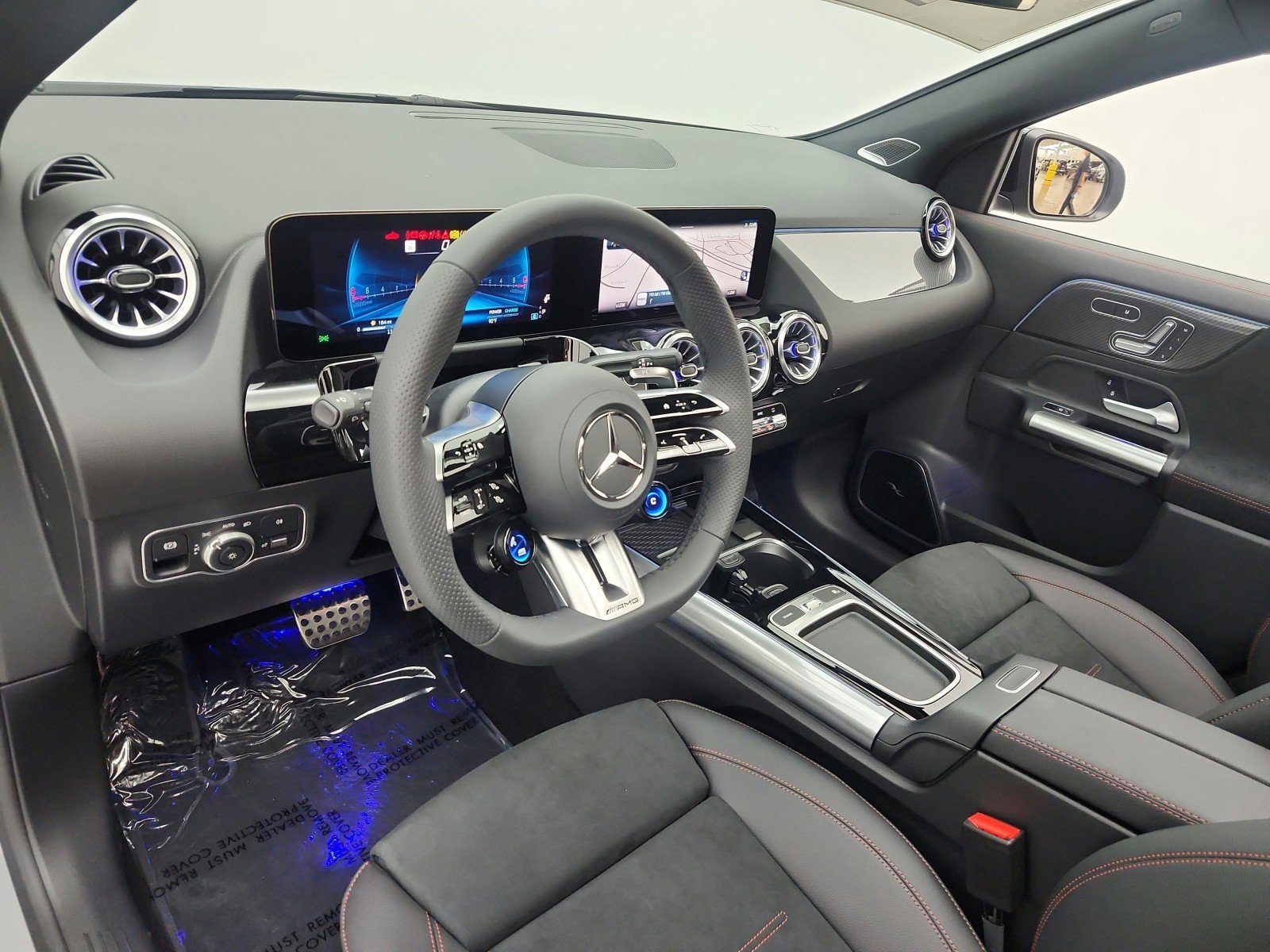 New 2026 MANUFAKTUR Alpine Grey Mercedes-Benz AMG® GLA 35 4MATIC SUV image 9