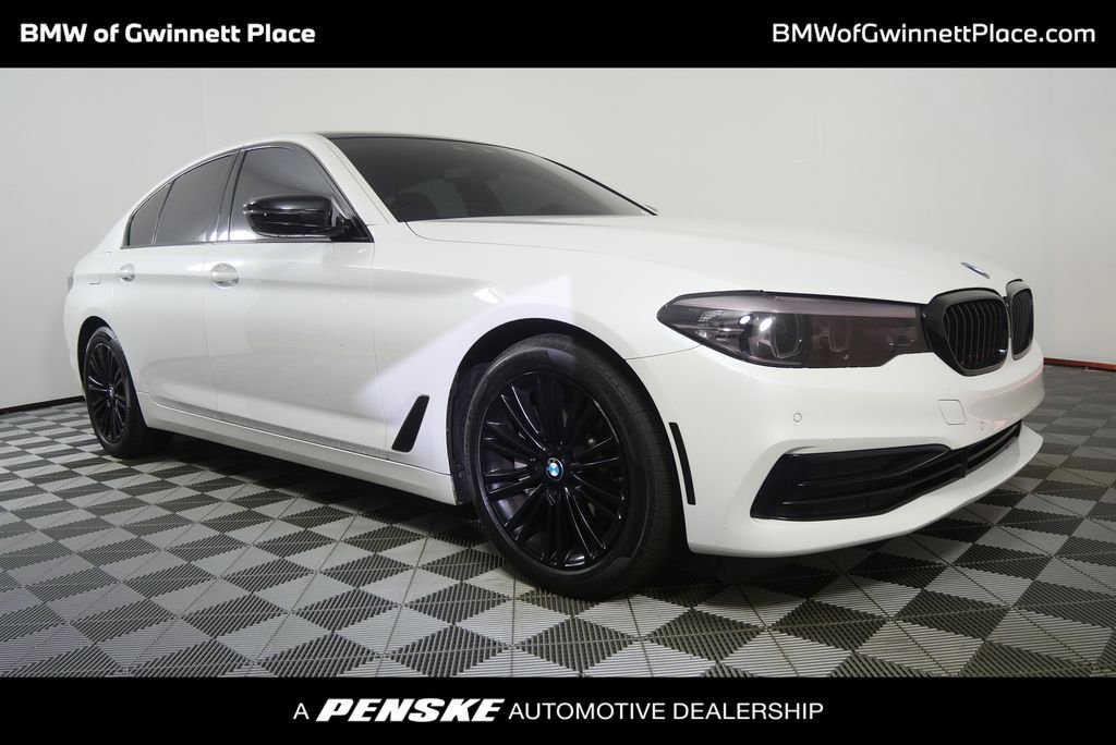2019 BMW 5 Series 530i Sedan's photo