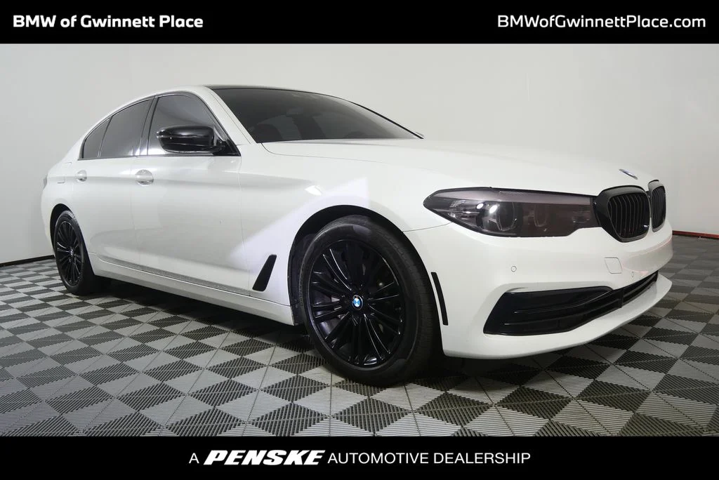 2019 BMW 5 Series 530i Sedan's photo
