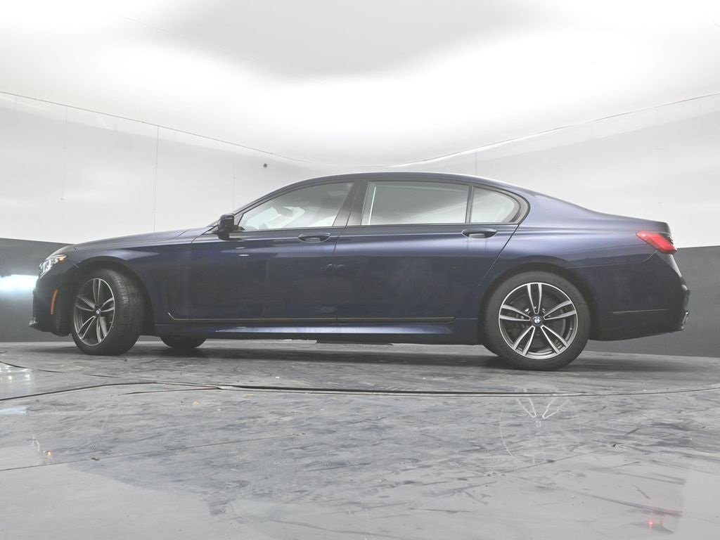 2022 BMW 750LI - Image 34