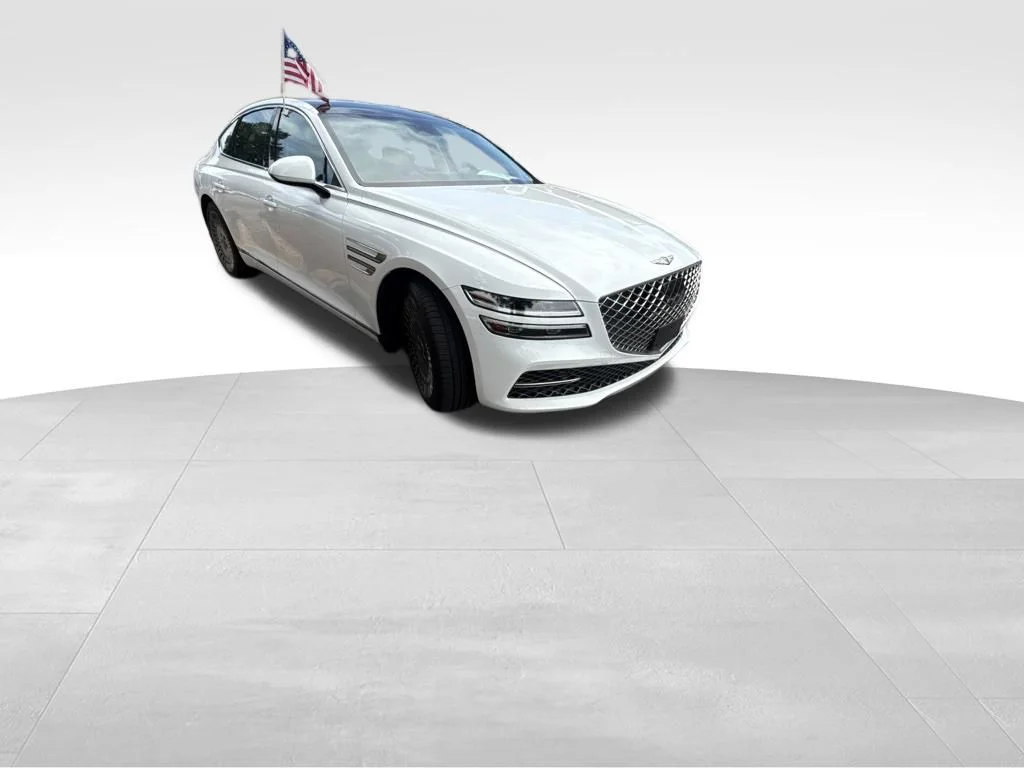 Used 2022 White Genesis 2.5T image 6