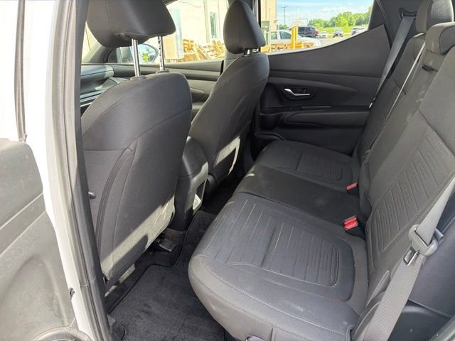 Used 2025 Atlas White Hyundai SE image 16
