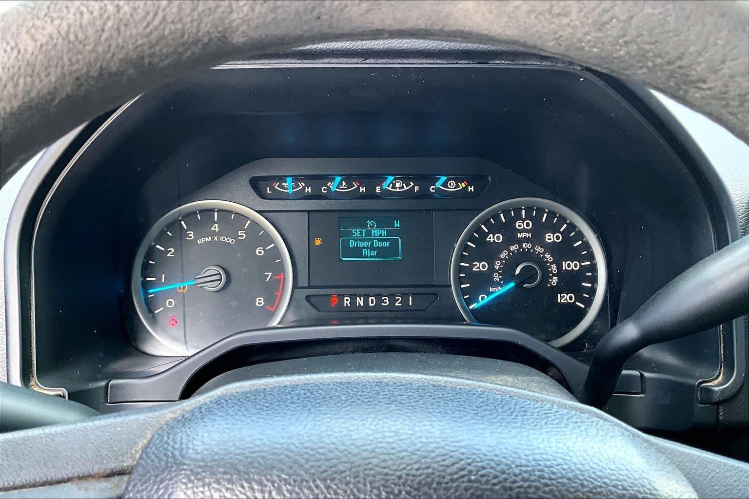 Used 2015 Oxford White Ford XLT image 24