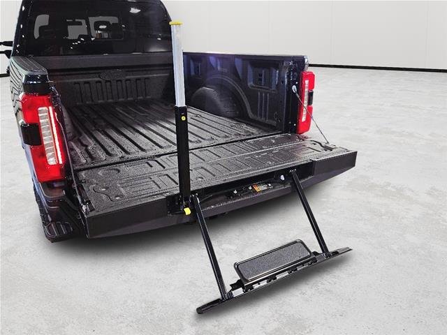 New 2026 Agate Black Metallic Ford F-250® Lariat® image 106