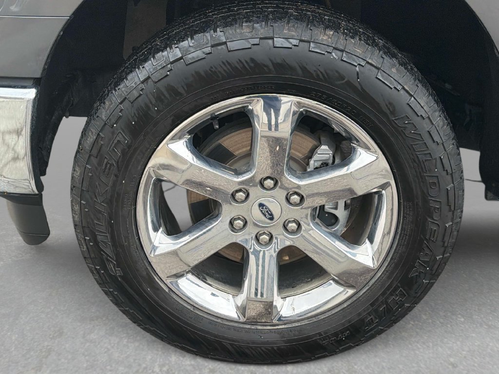 Used 2022 Gray Ford XLT image 12