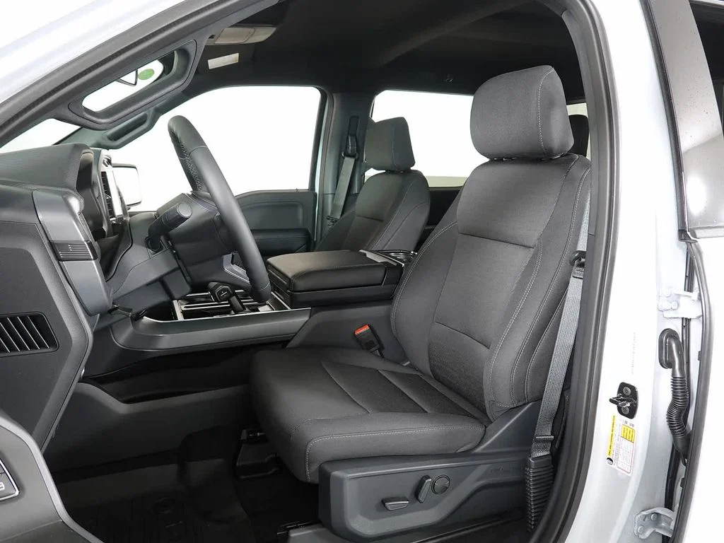 2025 Ford F-150 XLT - Photo 11