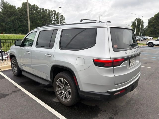 Used 2025 Silver Jeep Base image 4