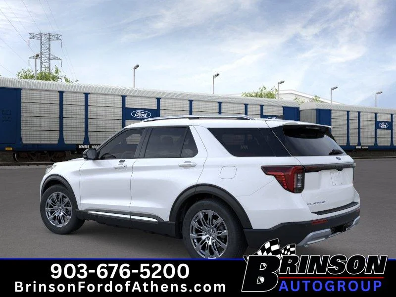 New 2026 Star White Metallic Tri-Coat Ford Platinum™ image 4