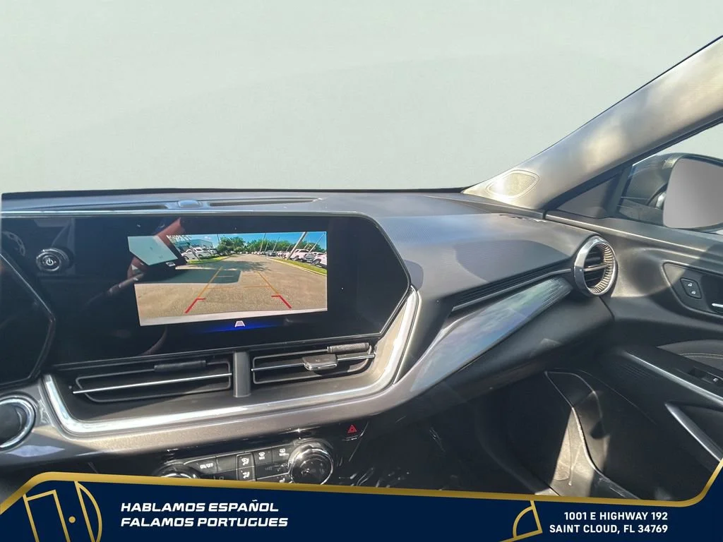 Used 2024 Summit White Chevrolet ACTIV image 19